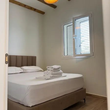 Hotel Alevra *